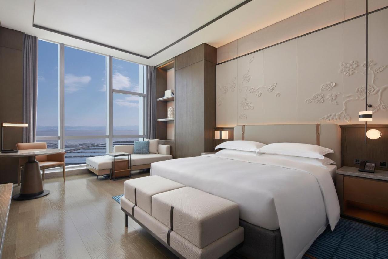 Courtyard By Marriott Wenzhou Yueqing Hotel Екстериор снимка